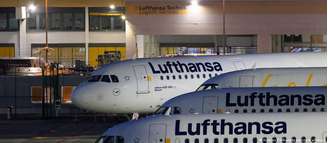 Paralisação começou à meia-noite e deve se estender até as 22h desta sexta-feira, como no aeroporto de Frankfurt