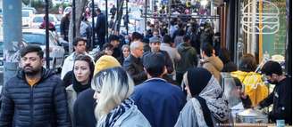 Continuação da guerra no Irã  é o principal fator de pressão sobre trabalhadores, professores e assalariados em geral