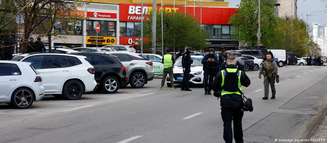 Unidades especiais da polícia invadiram local onde atirador mantinha reféns após fracasso das tentativas de negociação 