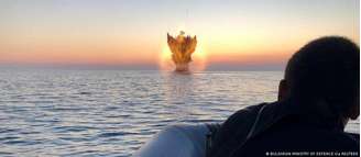 Minas navais podem representar uma ameaça por décadas; na foto, explosão no mar Negro, perto da Bulgária, em 1º de julho de 2022