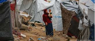 Guerra em Gaza já deslocou a maioria dos 2,4 milhões de moradores do enclave palestino, um dos conflitos que assola o Oriente Médio