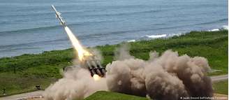 Anteriormente, as exportações de armas do Japão limitavam-se a equipamentos de resgate, transporte, vigilância, alerta e remoção de minas