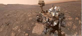 Robô Curiosity chegou a Marte em 2012 para coletar evidências sobre possibilidade de vida antiga no planeta