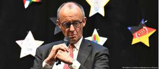 Merz disse que os iranianos estão claramente negociando de forma muito habilidosa – "ou muito habilidosamente não negociando"