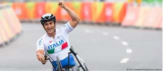 Após carreira na Fórmula 1 e Indy, Zanardi ganhou 2 medalhas de ouro nos Jogos Paralímpicos de Londres 2012 e ouro e prata na Rio 2016