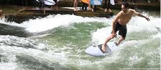 “Surfar no Eisbach faz parte do estilo de vida de Munique", disse o novo prefeito da cidade