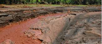 Familiares das vítimas e município de Brumadinho movem ação há sete anos contra empresa alemã por ter certificado segurança da barragem meses antes da tragédia 
