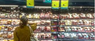 Comissão Europeia diz que o Brasil não conseguiu comprovar que seus produtores não utilizam alguns tipos de medicamentos antimicrobianos que, pelas regras do bloco, devem ser reservados para tratamento exclusivo de infecções em humanos
