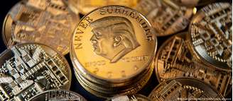 Venda de memecoins rendeu 635 milhões de dólares ao presidente dos EUA no ano passado