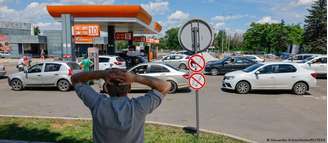 Rússia enfrenta crise de combustíveis após ter sua indústria petrolífera visada pela Ucrânia