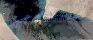 Houthis controlam áreas próximas ao Estreito de Bab el-Mandeb, no Mar Vermelho; rota vinha sendo usada como alternativa após bloqueio iraniano de Ormuz