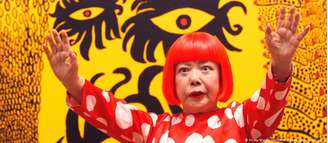 Um dos conceitos desenvolvidos por Yayoi Kusama era o de apagar a própria individualidade até passar a se sentir parte do universo