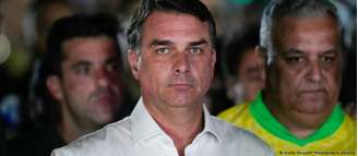 Até mesmo Alfredo Gaspar (dir.), candidato a vice na chapa de Flávio, reconheceu derrota no segundo turno