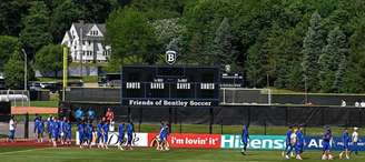 Seleção da França durante treino em Boston