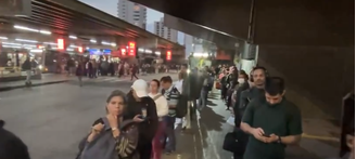 Passageiros formam longas filas à espera de ônibus na Zona Norte de São Paulo