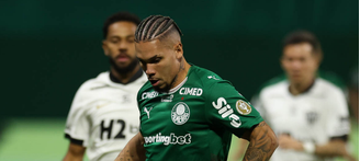 Paulinho é diagnosticado com entorse no tornozelo e voltará a desfalcar o Palmeiras