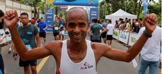 Gilmar Lopes tenta o bicampeonato no Sul-Americano de Meia Maratona em Assunção. (Luiz Doro/Divulgação)
