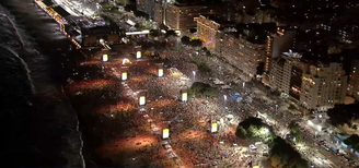 Multidão já está em Copacabana para acompanhar o show de Shakira neste sábado, 2