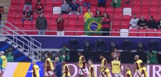 Flamengo tem estádio 'esvaziado' para duelo contra o Cruz Azul na Copa Intercontinental