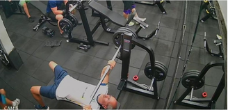 Ronald José Salvador Montenegro sofreu o impacto do supino no tórax, chegou a ser socorrido, mas não resistiu