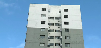 Prédio onde ocorreu a queda e a morte do casal