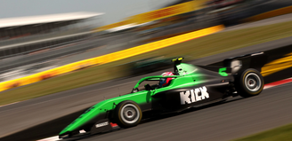 Emma Felbermayr na liderança da corrida 2 no canadá