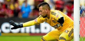 Diego Alves tem grandes números e conquistas vestindo a camisa do Flamengo (Foto: Thiago Ribeiro/AGIF)