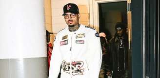 Chris Brown foi preso na madrugada desta quinta-feira, 15, em um hotel cinco estrelas em Manchester, no Reino Unido