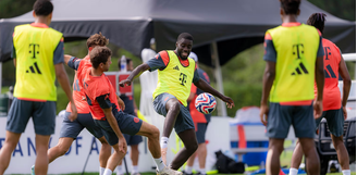 Bayern treina para enfrentar PSG