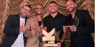 Neymar esteve no evento para prestigiar a Fúria