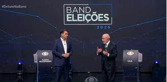Os candidatos Flávio Bolsonaro (PL) e Lula (PT) fizeram a Band bater recorde de audiência