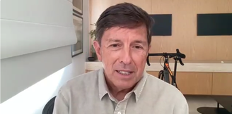 João Amoêdo diz que ainda não decidiu se apoiará alguém no primeiro turno