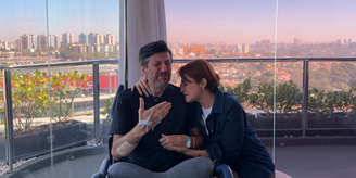Lito Sousa chora e é acolhido pela esposa