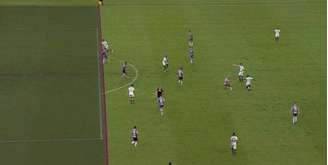 Gol de Cano pelo Fluminense foi anulado (Foto: Reprodução/CBF)