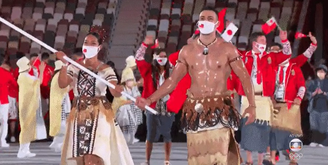 Pita Taufatofua, o Besuntado de Tonga