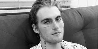 Presley Gerber deu valiosa contribuição à causa da saúde mental masculina ao comentar abertamente a respeito de seus transtornos psíquicos