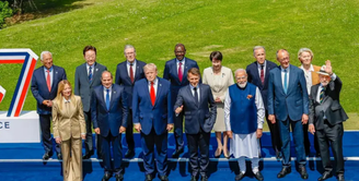 Presidente da República, Luiz Inácio Lula da Silva, durante fotografia oficial dos chefes de delegação dos países membros e dos países convidados do G7, em Évian-les-Bains -