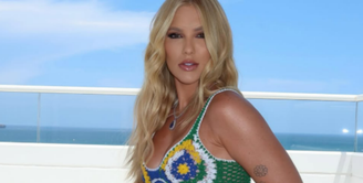 Virginia escolhe look de crochê para assistir ao terceiro jogo do Brasil