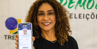 Rosana Magalhães é servidora aposentada e ex-diretora do TRE-AC