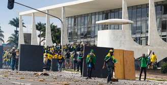 Extremistas invadiram e depredaram o Supremo Tribunal Federal no 8 de janeiro