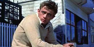 James Dean em Vidas Amargas, filme de 1955 dirigido por Elia Kazan