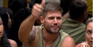 Jonas Sulzbach é indicado ao Paredão por brothers que atenderam Big Fone