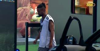 Leandro Boneco passa mal durante a Prova do Finalista no 'BBB 26'.