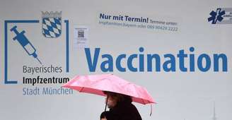 Centro de vacinação em Munique, na Alemanha
