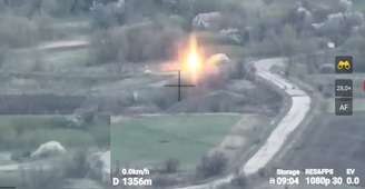 Drone controlado pela Ucrânia ataca tanque russo
