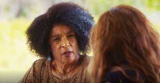 Elisa Lucinda como Zuzu em 'Coração Acelerado', novela das 19h da Globo
