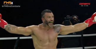 Kleber Bambam nocauteia Davi Brito no Fight Music Show 8
