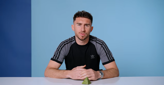 Laporte e sua pirâmide.
