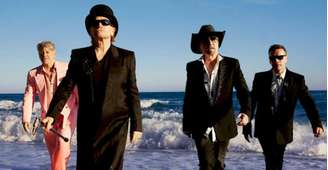 U2 lança releitura inédita de Yeah, Yeah, Yeah, Yeah, Yeah, clássico dos Pogues