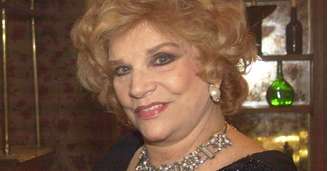 Tônia Carrero durante participação especial na minissérie Um Só Coração, da Globo, em 2004.